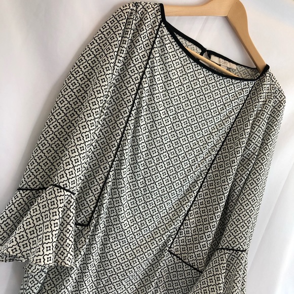 LOFT Tops - Loft Bell Sleeve Blouse Top medium A21